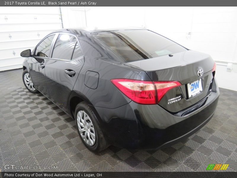 Black Sand Pearl / Ash Gray 2017 Toyota Corolla LE
