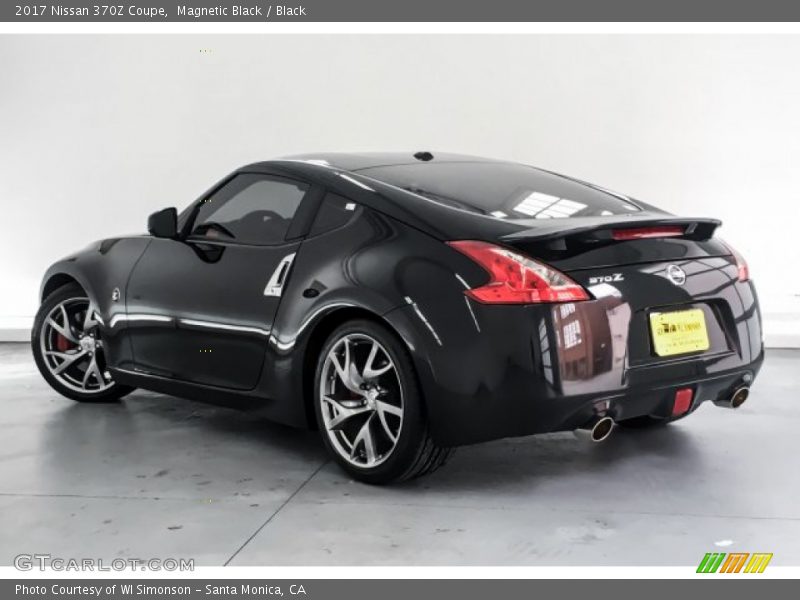 Magnetic Black / Black 2017 Nissan 370Z Coupe