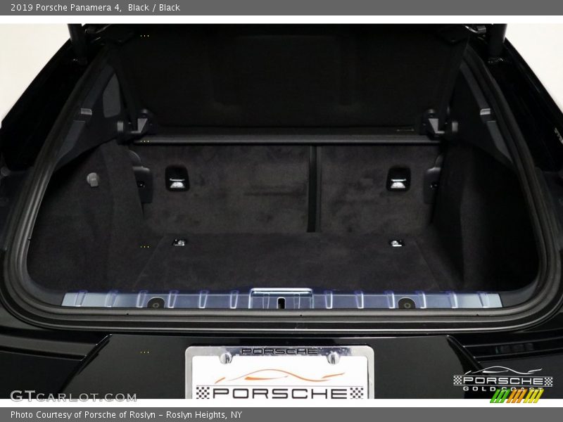 Black / Black 2019 Porsche Panamera 4