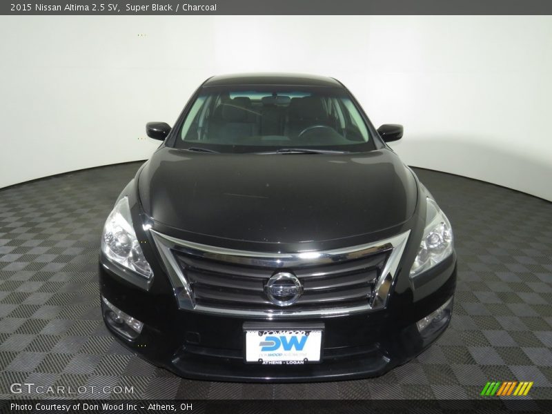 Super Black / Charcoal 2015 Nissan Altima 2.5 SV