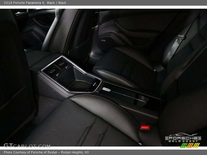 Black / Black 2019 Porsche Panamera 4