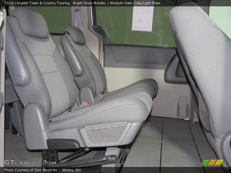 Bright Silver Metallic / Medium Slate Gray/Light Shale 2010 Chrysler Town & Country Touring