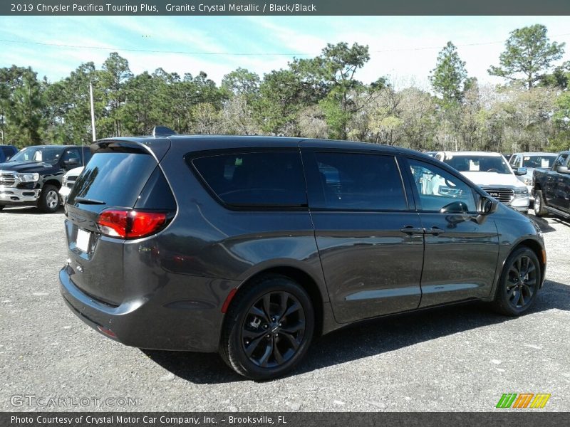Granite Crystal Metallic / Black/Black 2019 Chrysler Pacifica Touring Plus