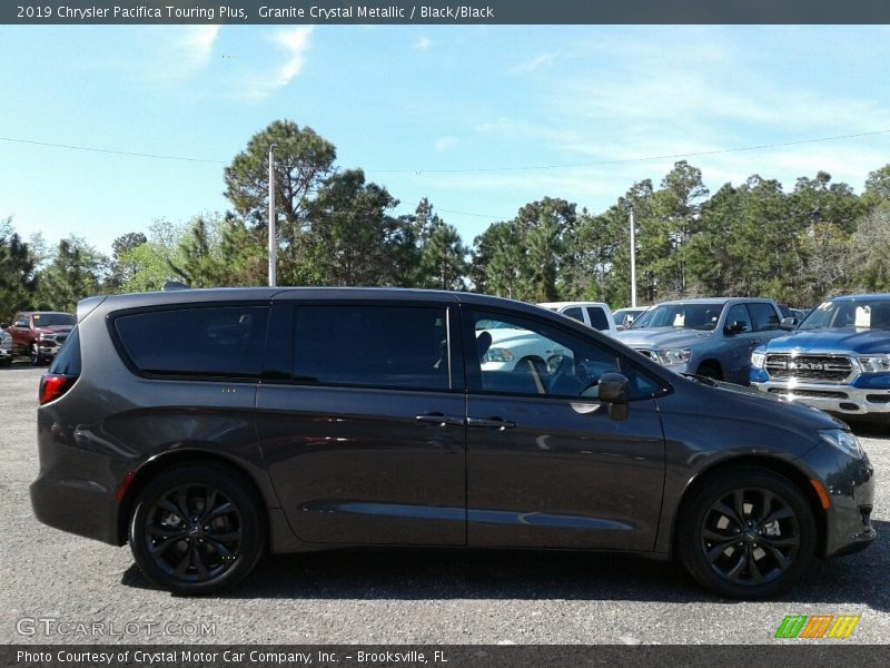 Granite Crystal Metallic / Black/Black 2019 Chrysler Pacifica Touring Plus