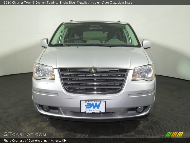 Bright Silver Metallic / Medium Slate Gray/Light Shale 2010 Chrysler Town & Country Touring