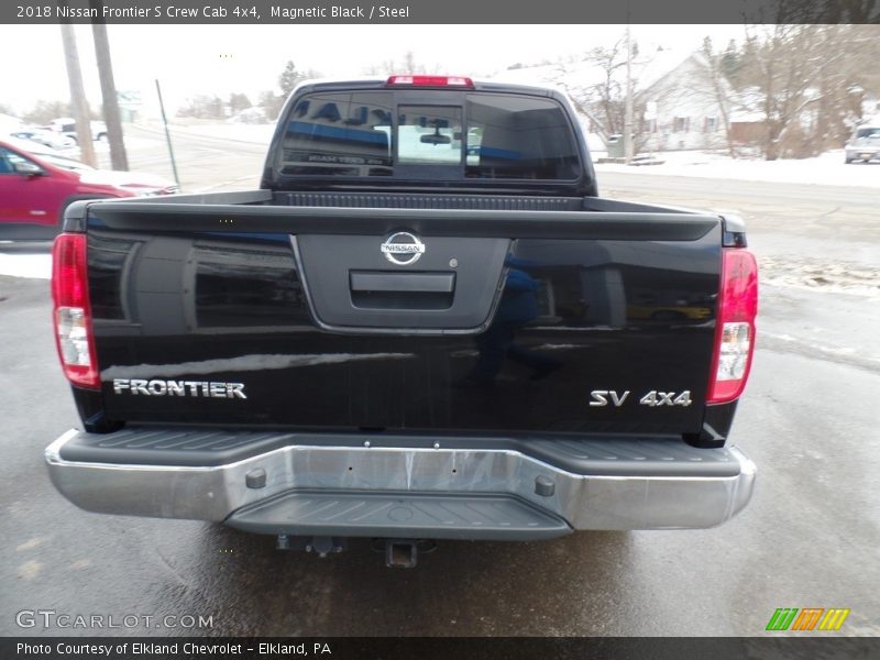 Magnetic Black / Steel 2018 Nissan Frontier S Crew Cab 4x4
