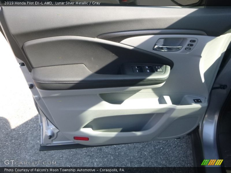 Lunar Silver Metallic / Gray 2019 Honda Pilot EX-L AWD