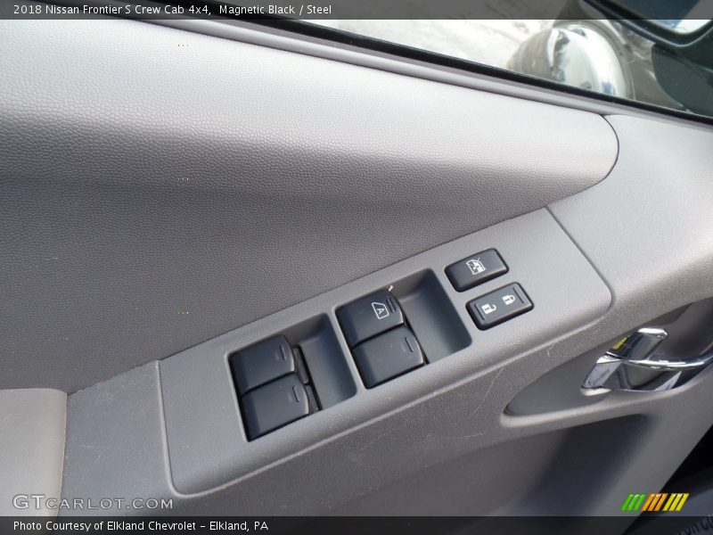 Magnetic Black / Steel 2018 Nissan Frontier S Crew Cab 4x4