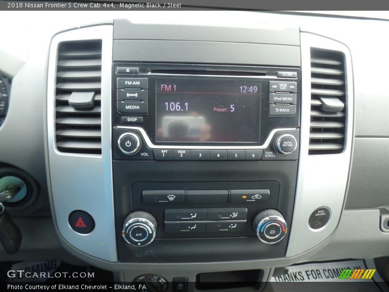 Magnetic Black / Steel 2018 Nissan Frontier S Crew Cab 4x4