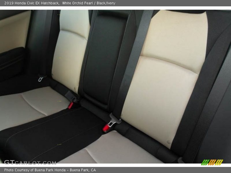 White Orchid Pearl / Black/Ivory 2019 Honda Civic EX Hatchback