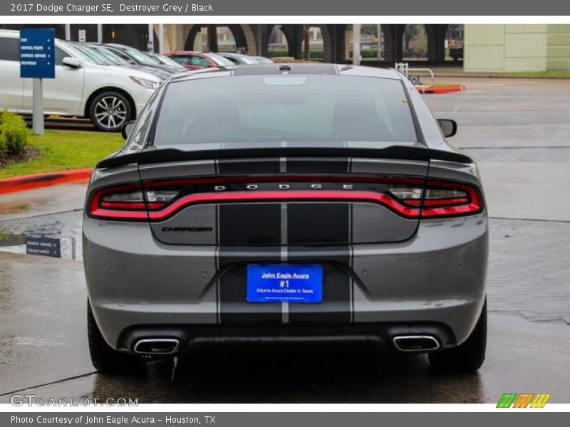 Destroyer Grey / Black 2017 Dodge Charger SE