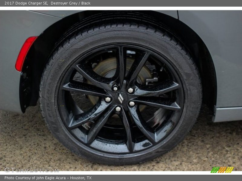 Destroyer Grey / Black 2017 Dodge Charger SE