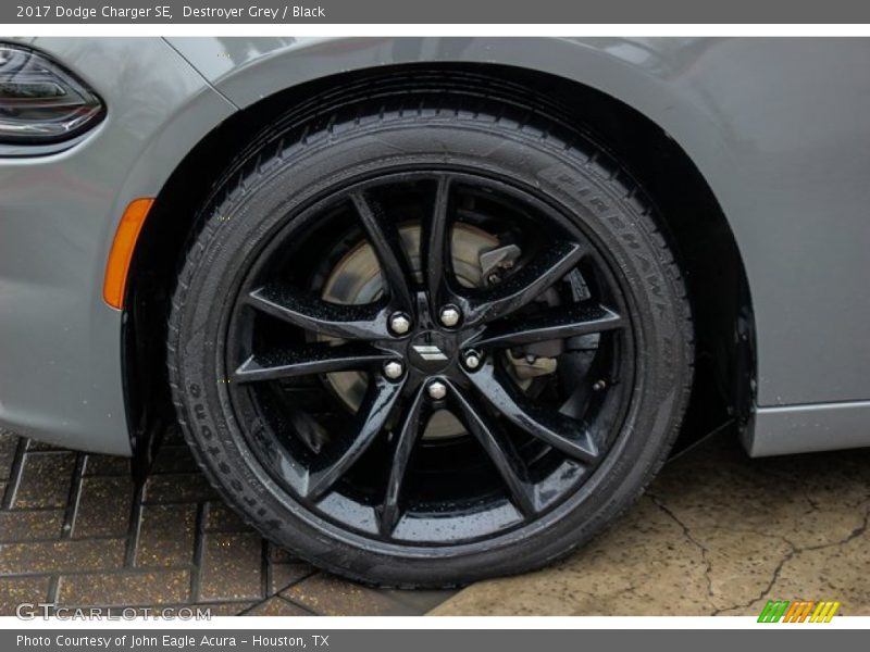 Destroyer Grey / Black 2017 Dodge Charger SE