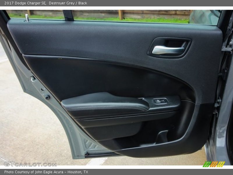 Destroyer Grey / Black 2017 Dodge Charger SE