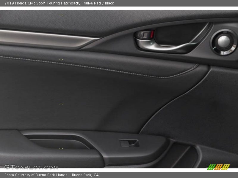 Rallye Red / Black 2019 Honda Civic Sport Touring Hatchback