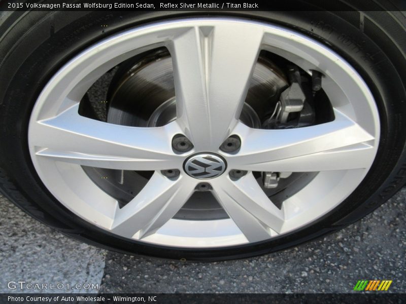 Reflex Silver Metallic / Titan Black 2015 Volkswagen Passat Wolfsburg Edition Sedan