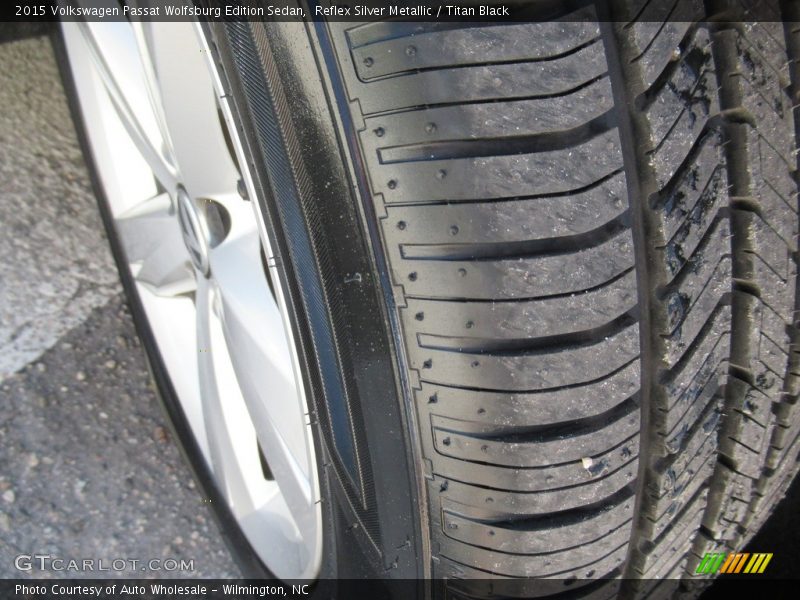 Reflex Silver Metallic / Titan Black 2015 Volkswagen Passat Wolfsburg Edition Sedan