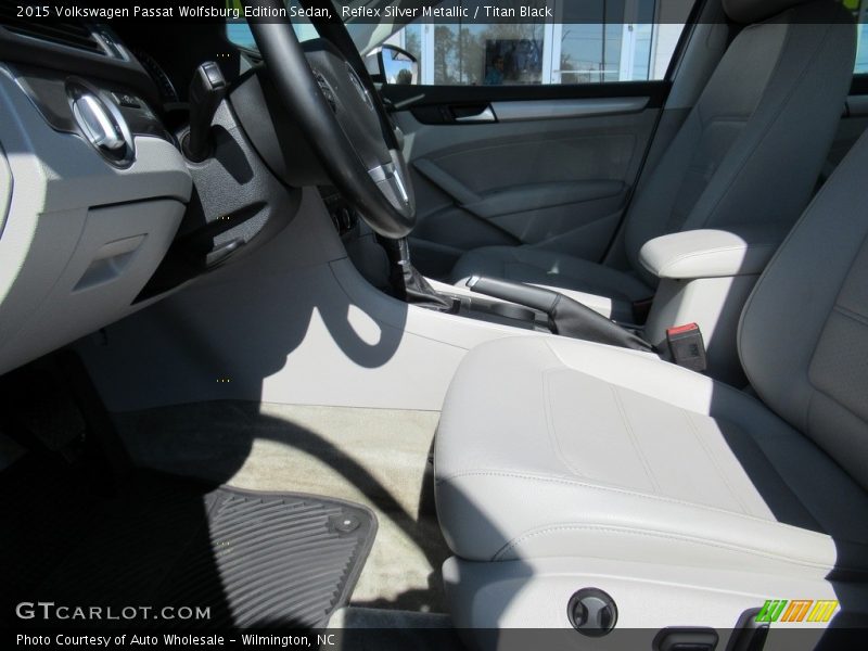 Reflex Silver Metallic / Titan Black 2015 Volkswagen Passat Wolfsburg Edition Sedan