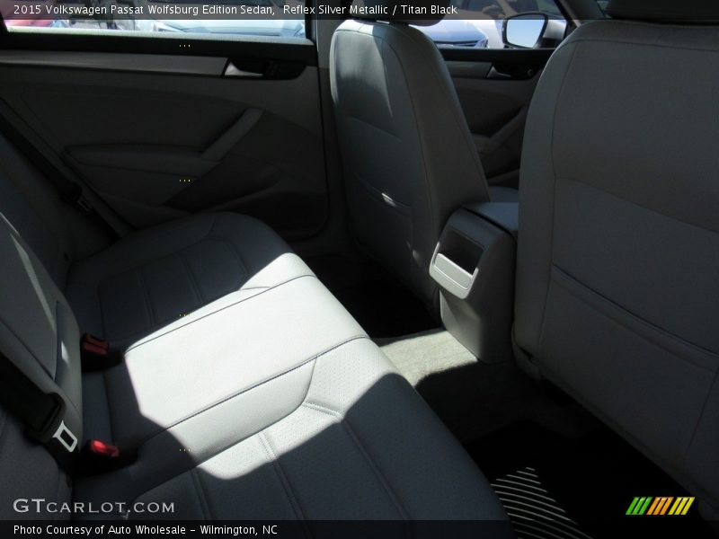 Reflex Silver Metallic / Titan Black 2015 Volkswagen Passat Wolfsburg Edition Sedan