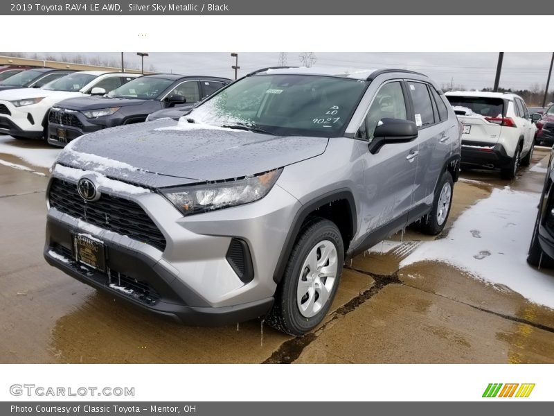 Silver Sky Metallic / Black 2019 Toyota RAV4 LE AWD