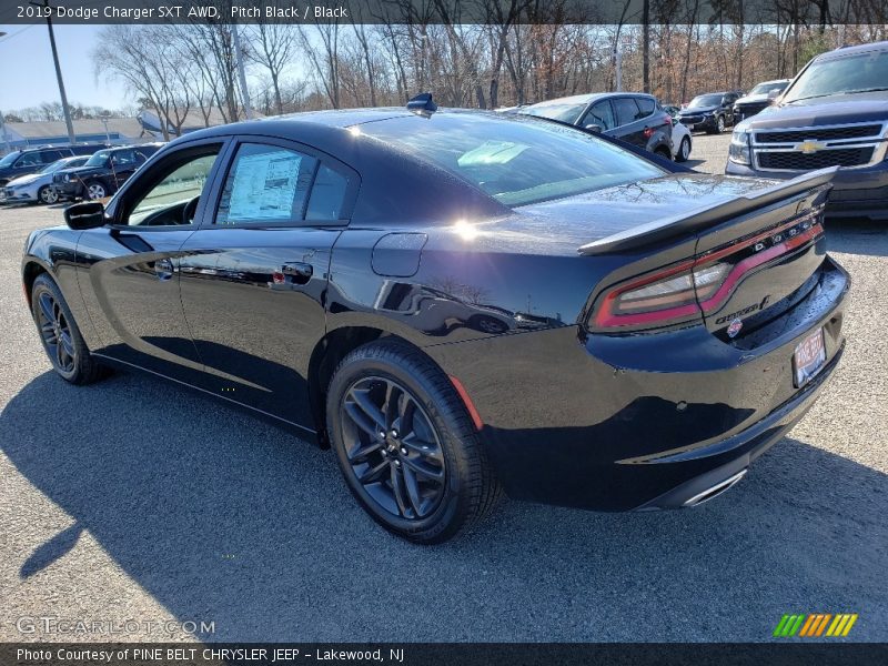 Pitch Black / Black 2019 Dodge Charger SXT AWD