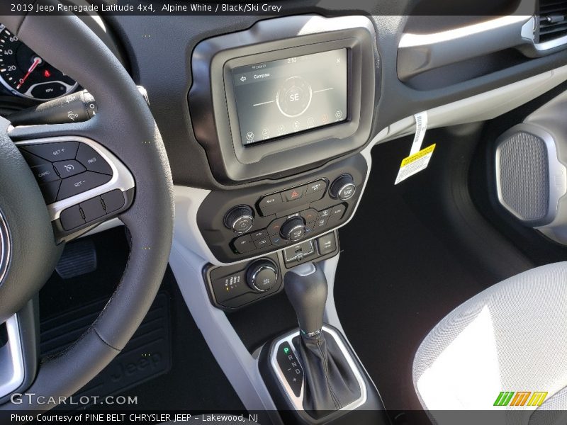 Alpine White / Black/Ski Grey 2019 Jeep Renegade Latitude 4x4