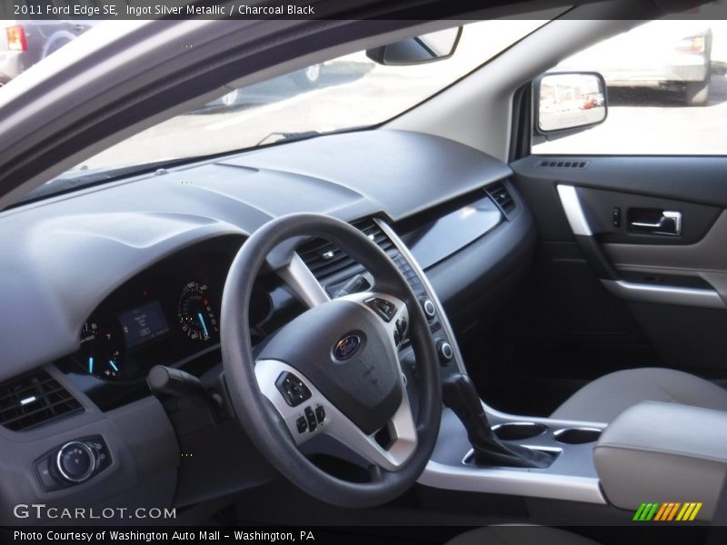 Ingot Silver Metallic / Charcoal Black 2011 Ford Edge SE