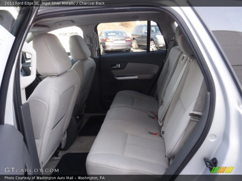 Ingot Silver Metallic / Charcoal Black 2011 Ford Edge SE