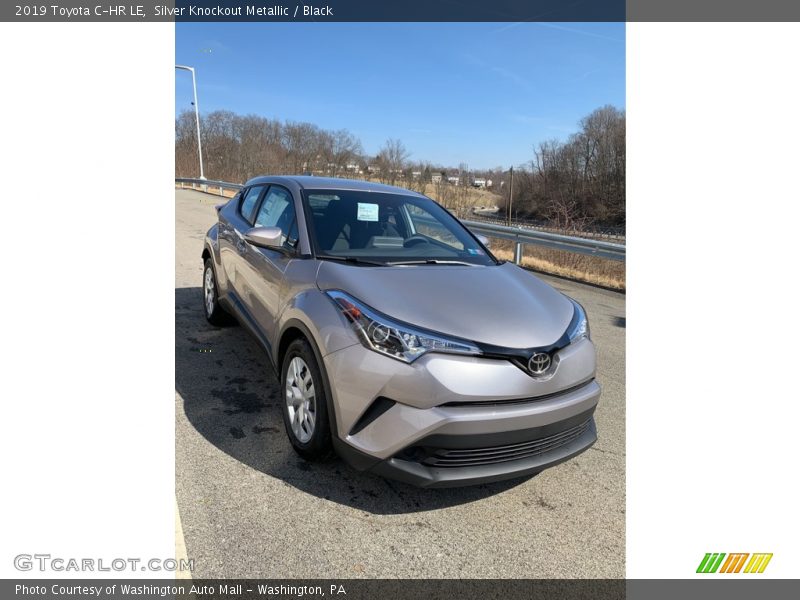 Silver Knockout Metallic / Black 2019 Toyota C-HR LE