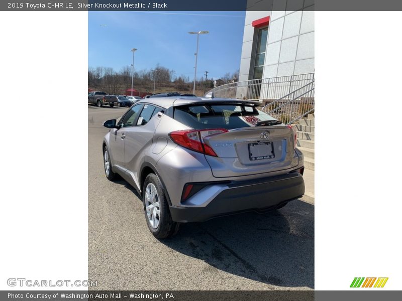 Silver Knockout Metallic / Black 2019 Toyota C-HR LE