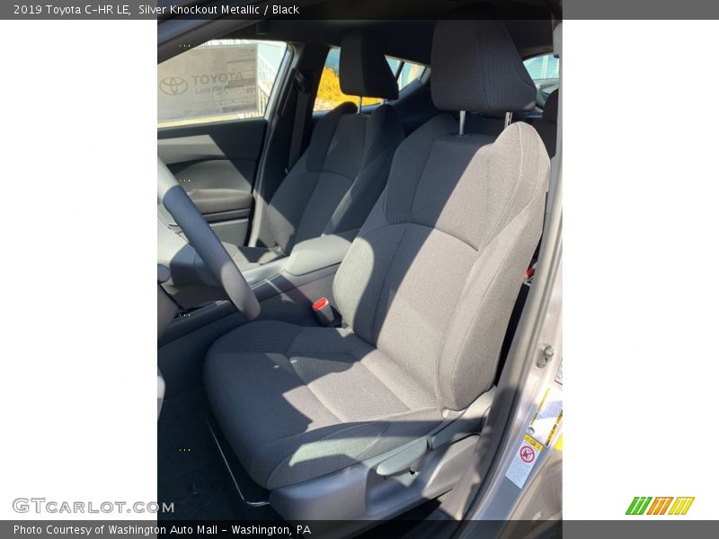 Silver Knockout Metallic / Black 2019 Toyota C-HR LE