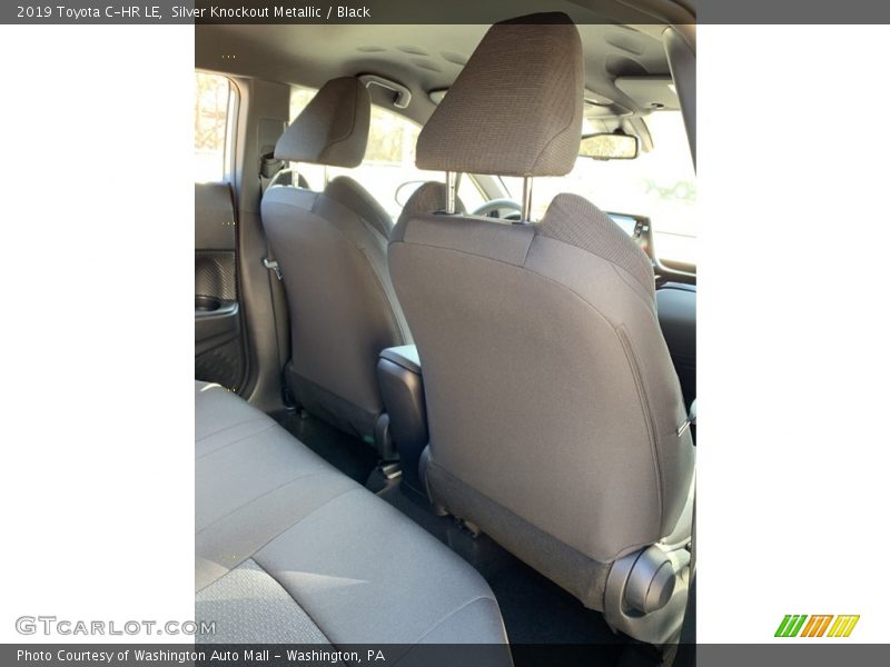 Silver Knockout Metallic / Black 2019 Toyota C-HR LE