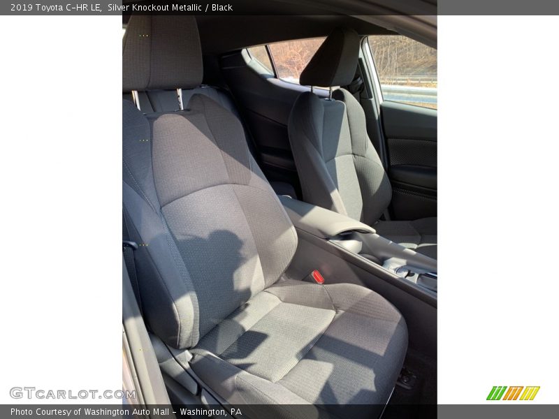 Silver Knockout Metallic / Black 2019 Toyota C-HR LE