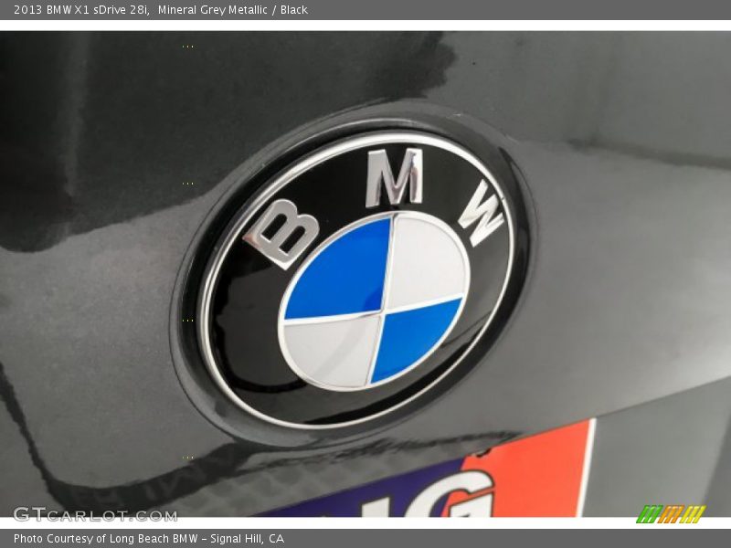 Mineral Grey Metallic / Black 2013 BMW X1 sDrive 28i