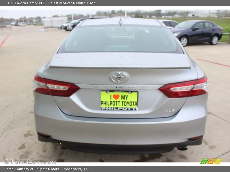 Celestial Silver Metallic / Ash 2019 Toyota Camry XLE