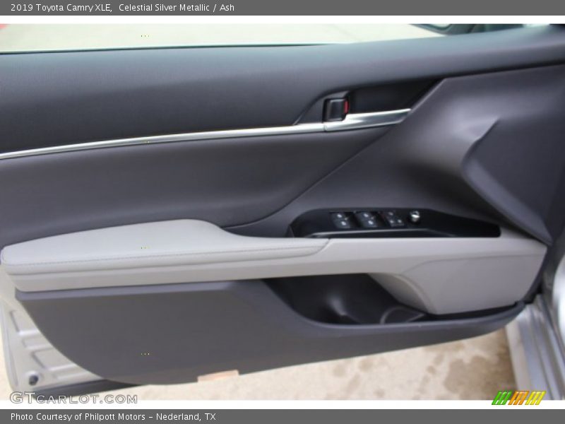 Celestial Silver Metallic / Ash 2019 Toyota Camry XLE