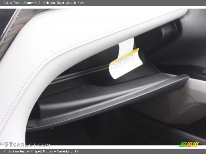 Celestial Silver Metallic / Ash 2019 Toyota Camry XLE