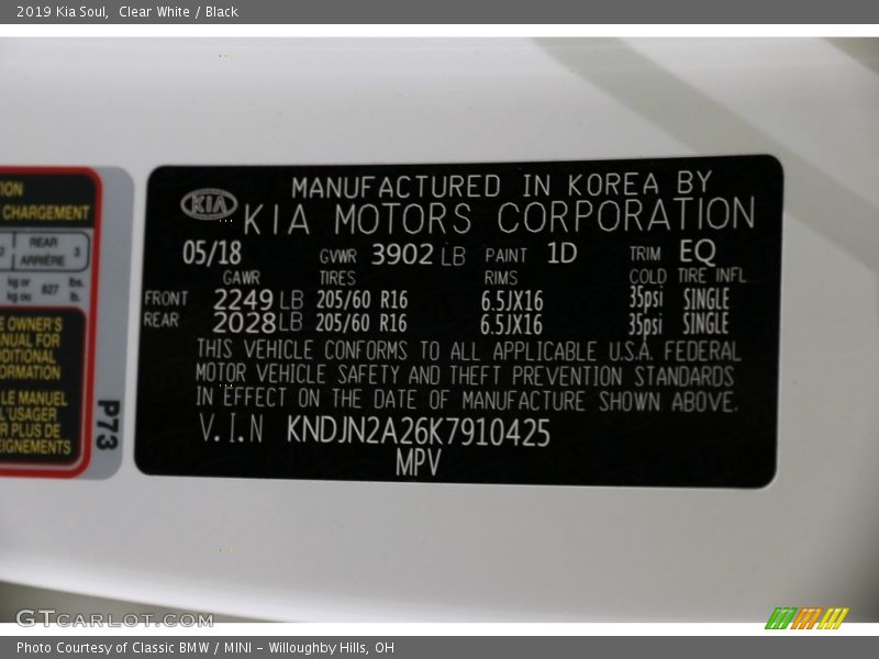 Clear White / Black 2019 Kia Soul