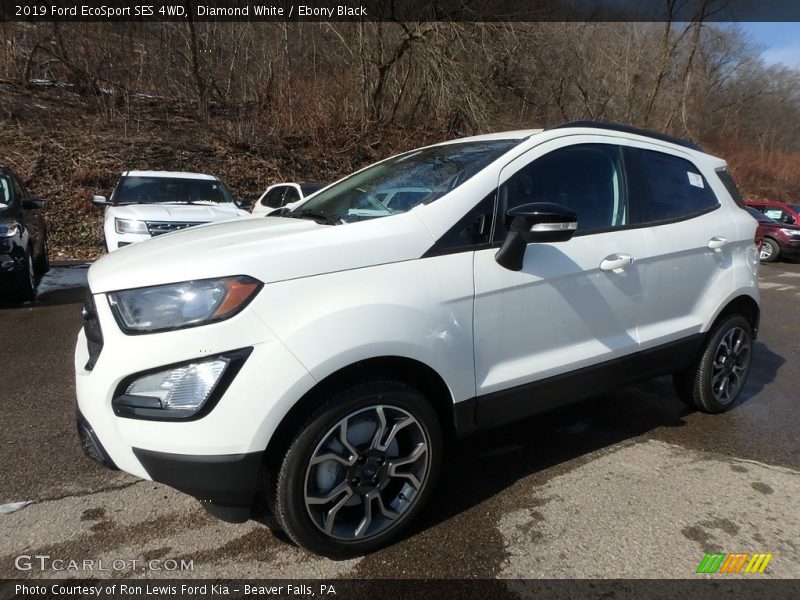 Front 3/4 View of 2019 EcoSport SES 4WD