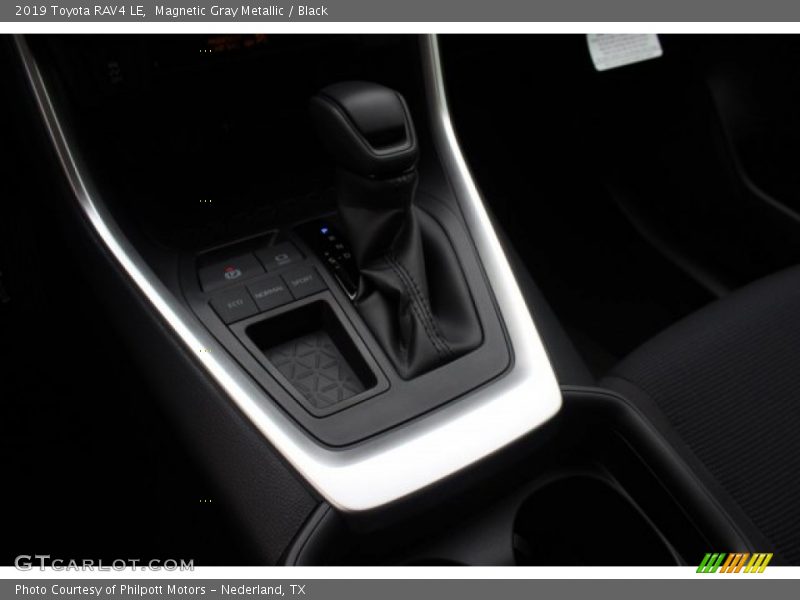 Magnetic Gray Metallic / Black 2019 Toyota RAV4 LE