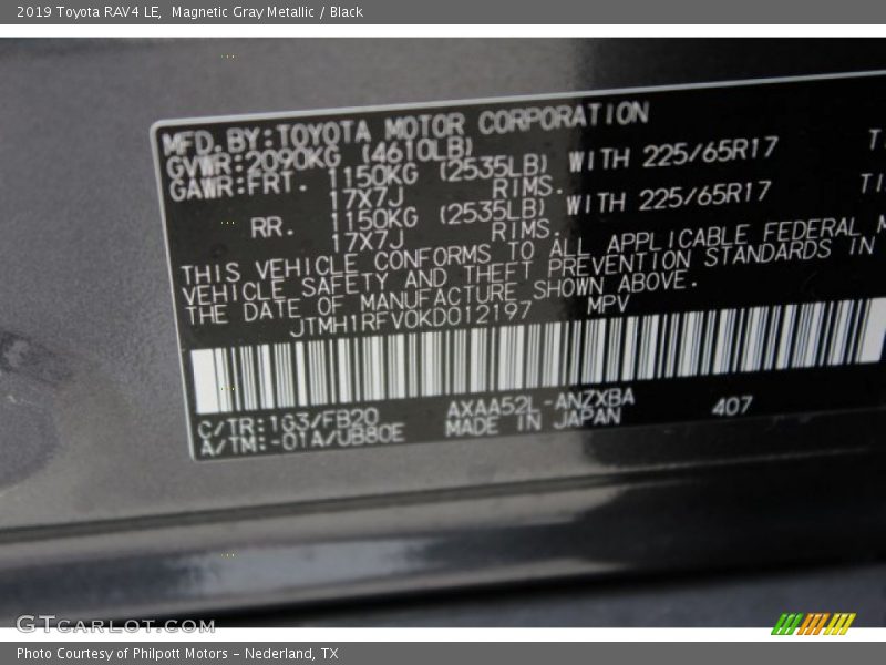 Magnetic Gray Metallic / Black 2019 Toyota RAV4 LE