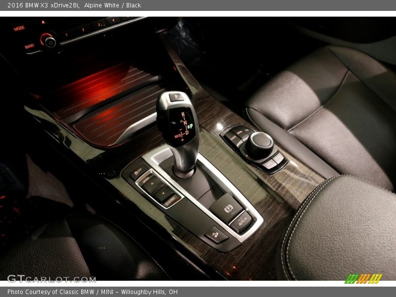 Alpine White / Black 2016 BMW X3 xDrive28i