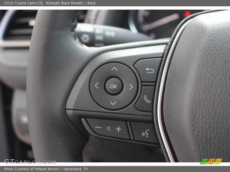 Midnight Black Metallic / Black 2019 Toyota Camry SE
