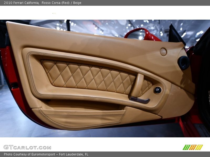 Rosso Corsa (Red) / Beige 2010 Ferrari California