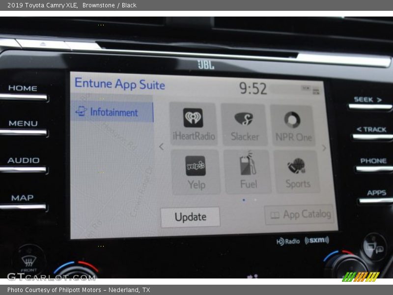 Brownstone / Black 2019 Toyota Camry XLE