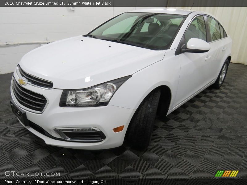 Summit White / Jet Black 2016 Chevrolet Cruze Limited LT