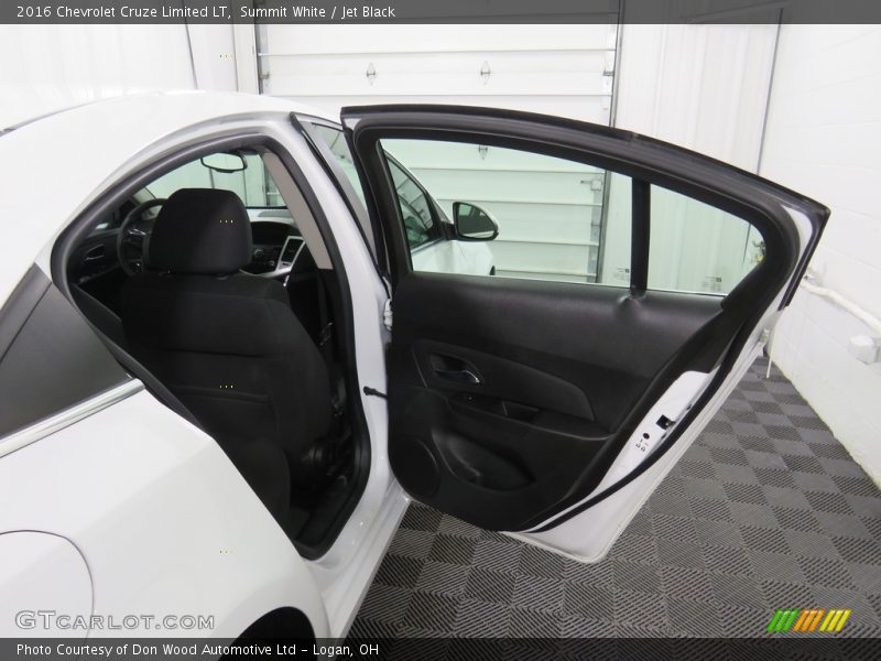 Summit White / Jet Black 2016 Chevrolet Cruze Limited LT