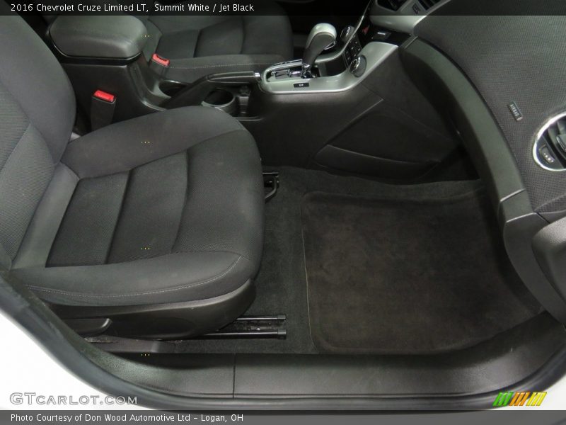 Summit White / Jet Black 2016 Chevrolet Cruze Limited LT