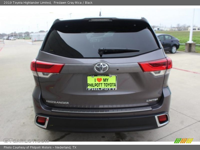 Predawn Gray Mica / Black 2019 Toyota Highlander Limited