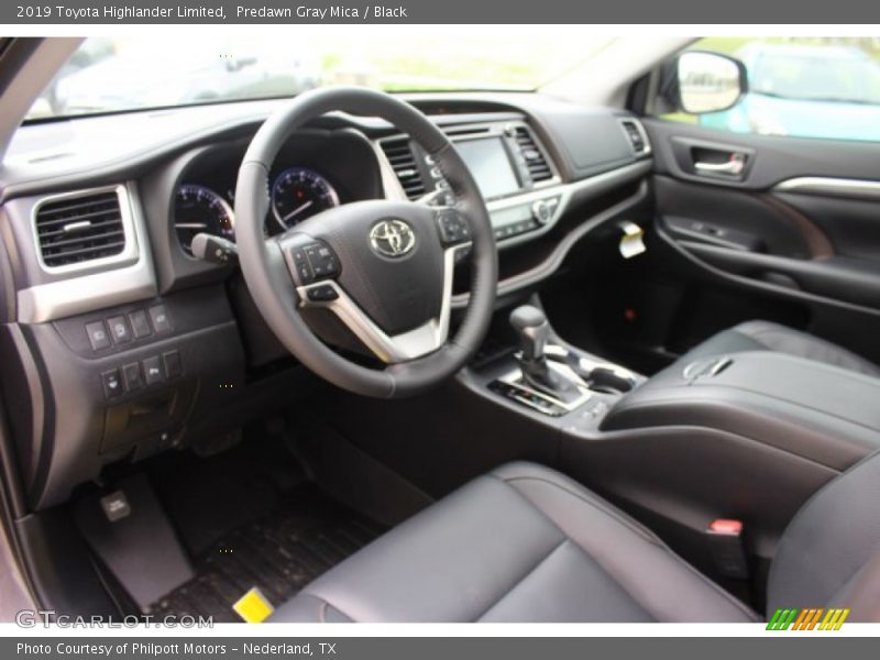 Predawn Gray Mica / Black 2019 Toyota Highlander Limited